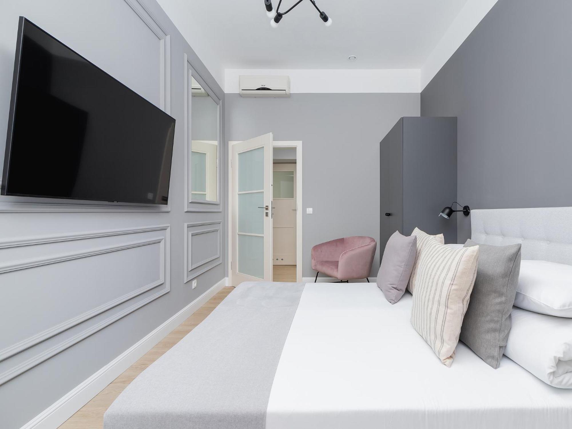 4 Bedroom - Main Square Apartamento
