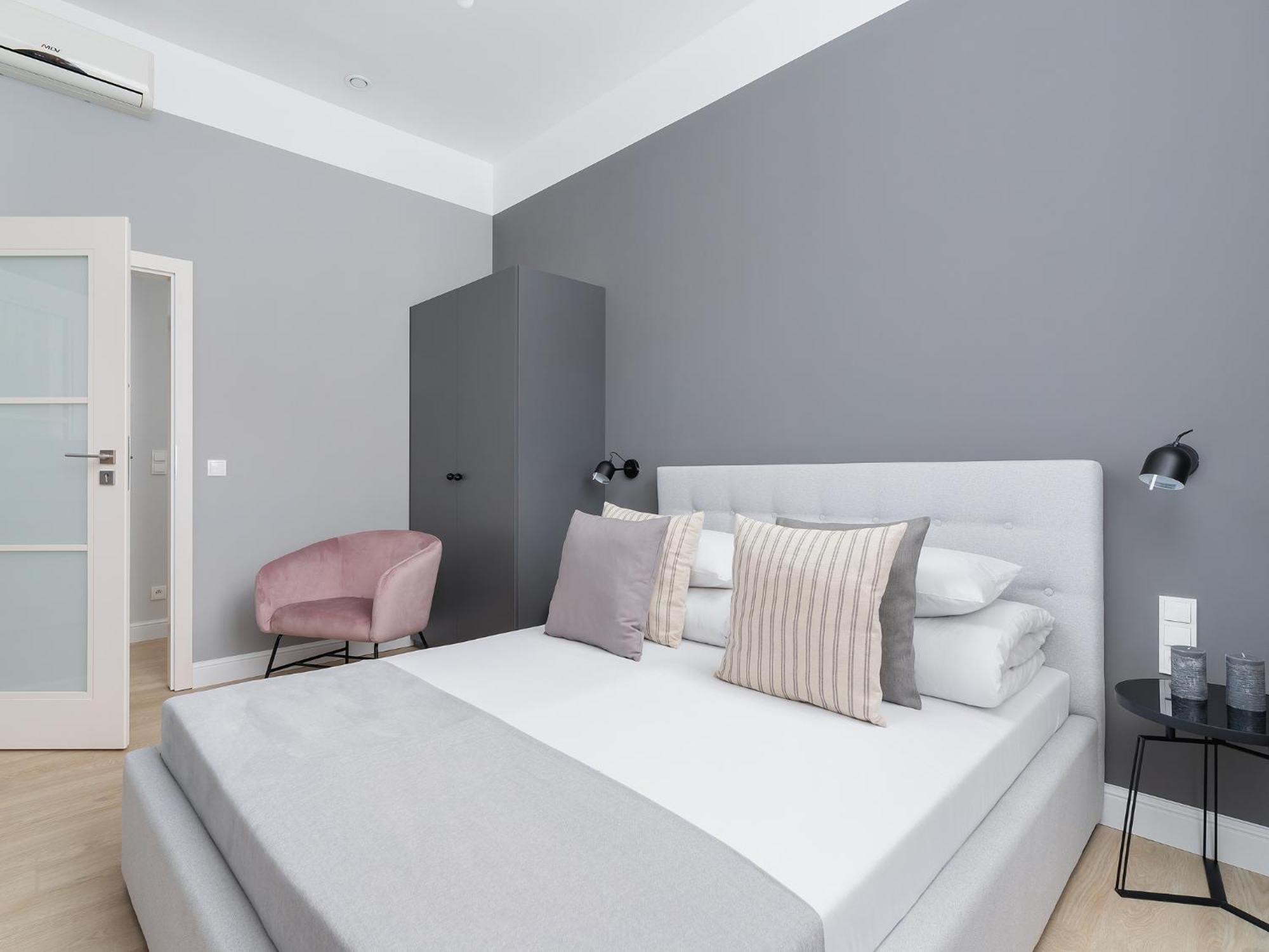 4 Bedroom - Main Square Apartamento